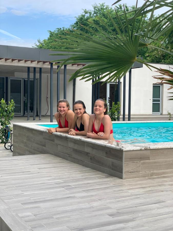 Отель Mohacsi Wellness Vendeghaz Es Lovasklub Экстерьер фото